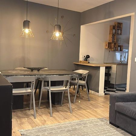 Ocean Center Apartments كاسكايس المظهر الخارجي الصورة